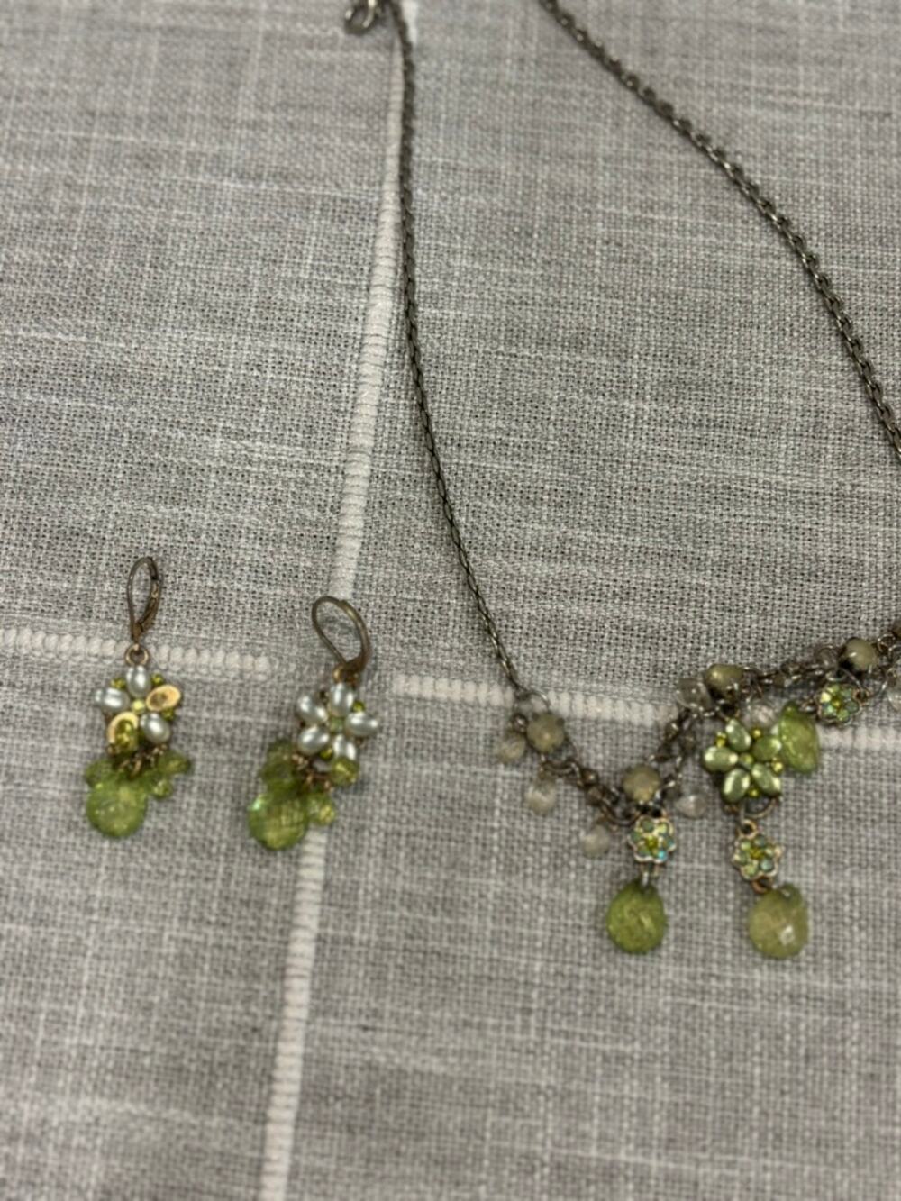 Green Floral Statement Necklace & Matching Earrings Set Faux Pearl Rhinestone
